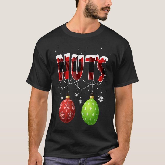 Camiseta Chest Nuts   Matching Chestnuts Christmas Couples  (Anverso)