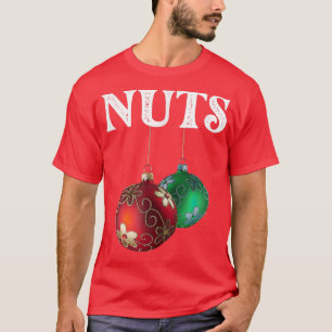 Camiseta Chest Nuts Merry Christmas Red Green Balls Decor F