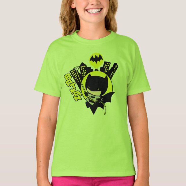 Camiseta Chibi Batman Escalando La Ciudad (Anverso)