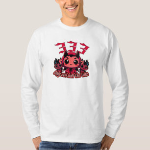 Camiseta Chibi Devil - 333 Sólo maldad la mitad del tiempo