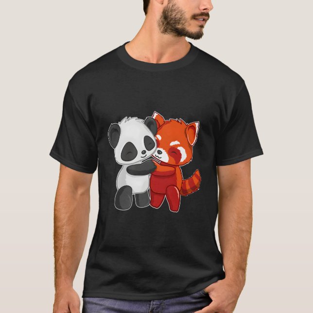 Camiseta Chibi Panda Bear Hugs Red Panda (Anverso)