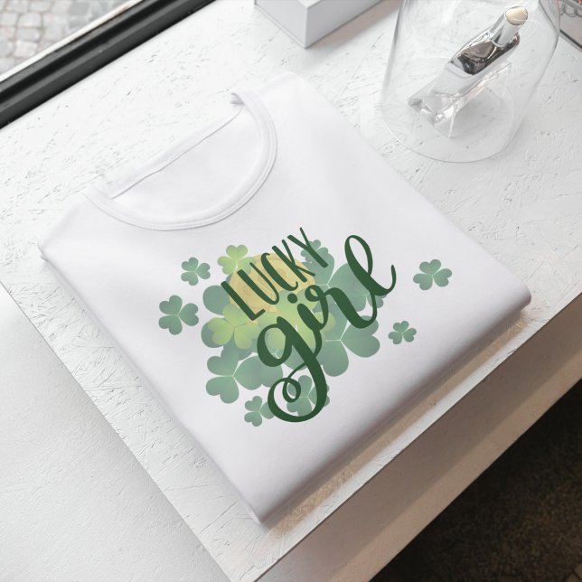 Camiseta Chica afortunado Shamrock St. Patrick's Day T-Shir (Rock your Irish spirit with this lucky tee.)