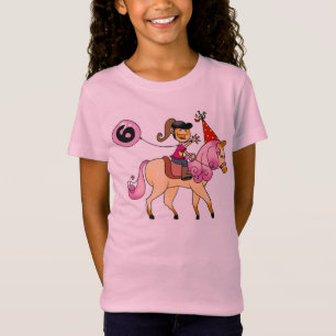 Camiseta chica de 6 años en un potro