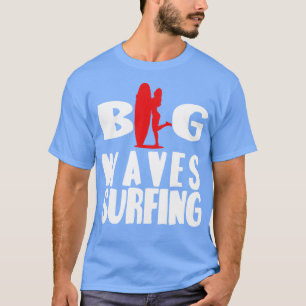 Camiseta chica de belleza blanco y surf con olas grandes