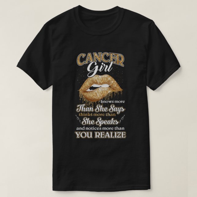 Camiseta Chica de cáncer sabe más de lo que dice June July  (Diseño del anverso)