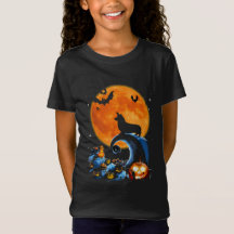 Chica de Regalos de Halloween con disfraces
