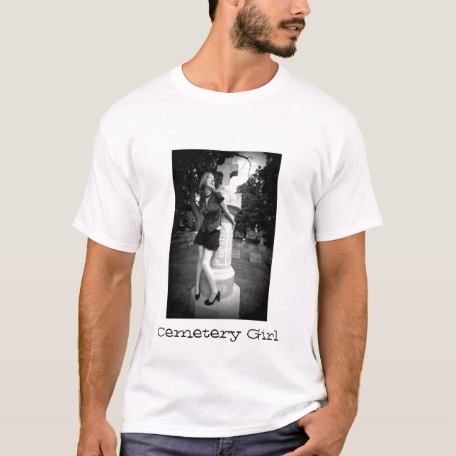 Camiseta Chica del cementerio (Anverso)