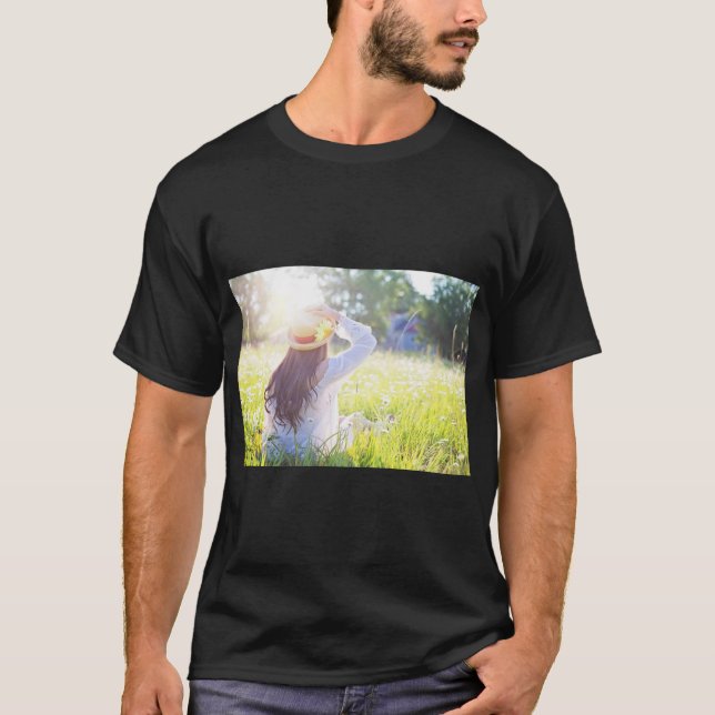 Camiseta Chica en la Naturaleza con Sun Rays (Anverso)