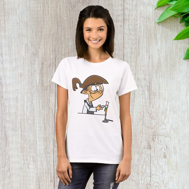 Camiseta Chica En Un Laboratorio (Subido por el creador)