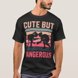 Camiseta Chica Luchadora Antigua Dulce Pero Peligrosa