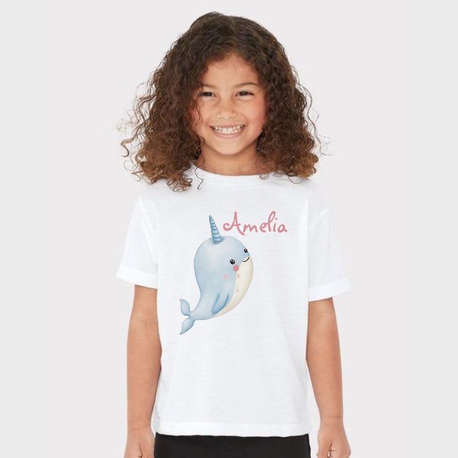 Camiseta Chica Narwhal Cumpleaños Añadir nombre blanco pers (Narwhal Girl Birthday Add Name Personalized White T-Shirt)