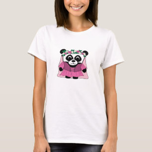 Camiseta Chica Panda con vestimenta renacentista rosa