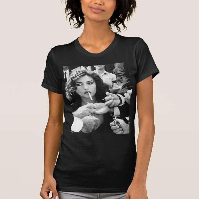 Camiseta Chica que fuma (Anverso)