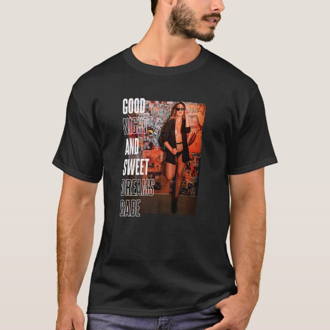 Camiseta Chica Sexy De Vestido Negro Emocionado En Hombres  (Anverso)