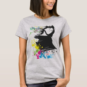 Camiseta Chica y colores.