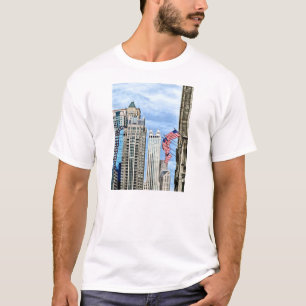 Camiseta Chicago - banderas a lo largo de la avenida de