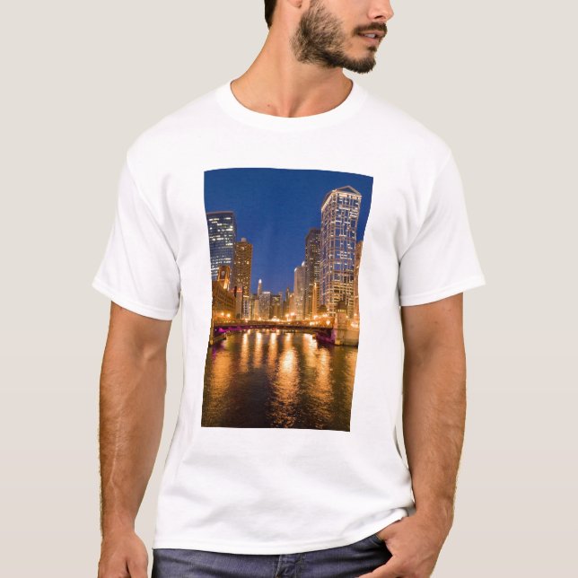 Camiseta Chicago, Illinois, Skyline y Chicago River at (Anverso)