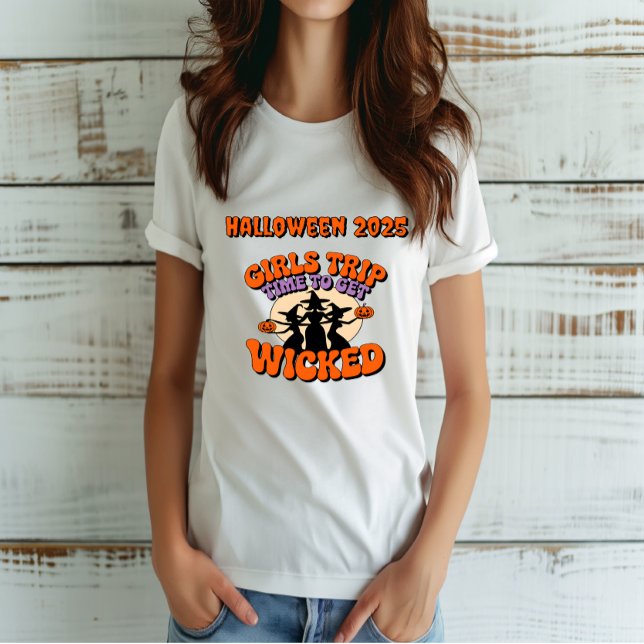 Camiseta Chicas de brujas retro recorren disfraz de Hallowe (Subido por el creador)