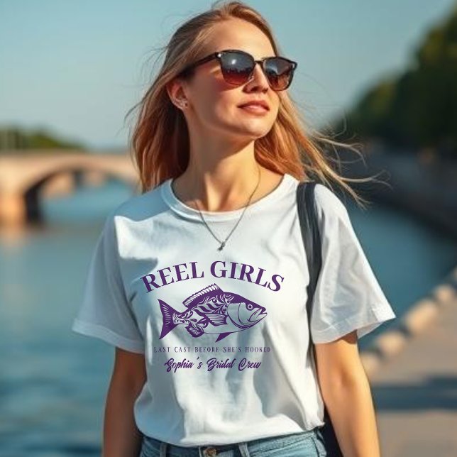 Camiseta Chicas Reel estilo Bachelorette-Fisherman-Purple (Bachelorette Reel Girls T shirt, Bridal Crew Shirt)