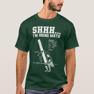 Camiseta Chico divertido lanzando caber en juegos de las Ti