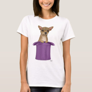 Camiseta Chihuahua en un sombrero alto