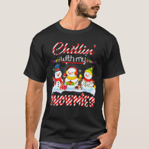 Camiseta Chillin' Con Mi Snowmie Santa Snowman Scarf Ligh