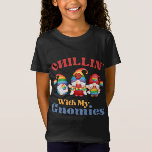 Camiseta Chillin con mis gnomos el gnomo del arcoiris del o