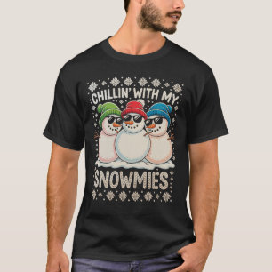 Camiseta Chillin con mis Navidades de Snowmies navideños fe