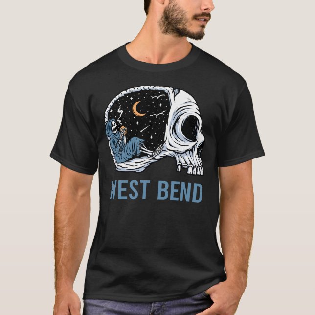 Camiseta Chilling Skeleton West Bend (Anverso)