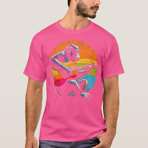 Camiseta Chimpanzee divertida tocando guitarra acústica