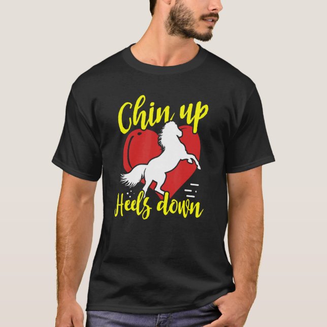 Camiseta Chin Up Heels Down Equestrian (Anverso)