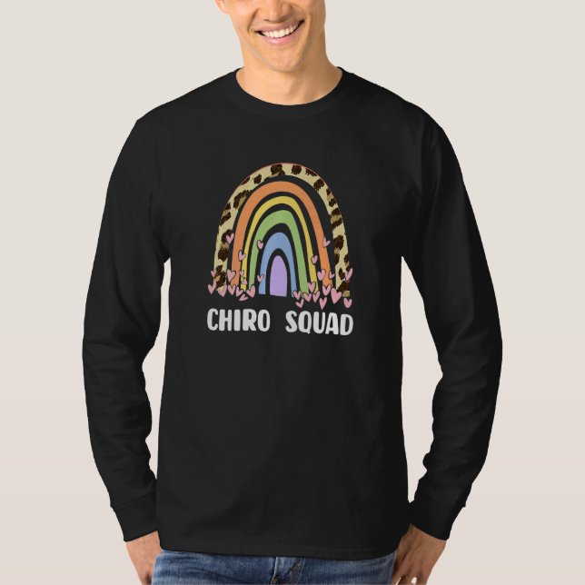 Camiseta Chiropractic - Chiro Squad Leopard Rainbow Premium (Anverso)
