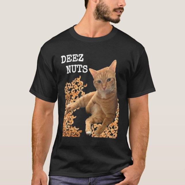 Camiseta Chiste Cat DEEZ NUTS con cashetes (Anverso)
