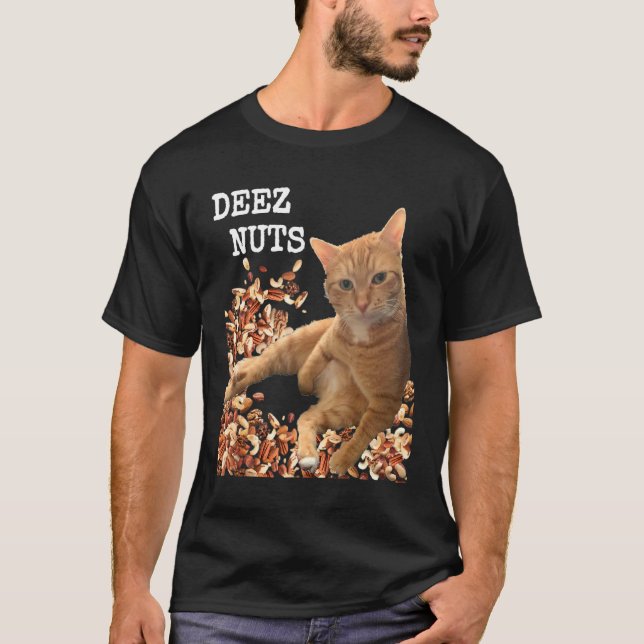 Camiseta Chiste Deez Nuts con Adorable cat y algunos nu mez (Anverso)
