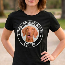 Camiseta Chistoso Este Humano Pertenece Al Nombre De La Mas