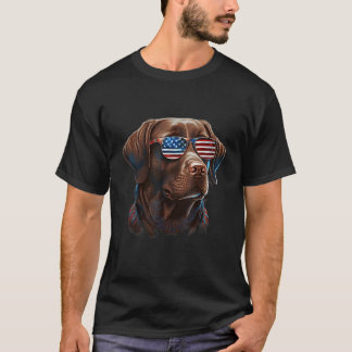 Camiseta Chocolate Labrador con gafas de sol de EE.UU. en c