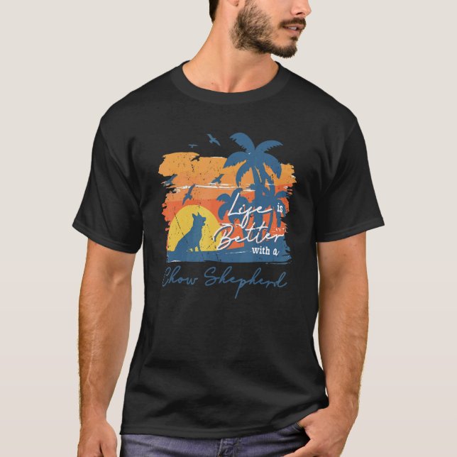 Camiseta Chow Shepherd Life es Better Vintage Sunset (Anverso)