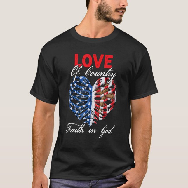 Camiseta Christian Faith In God Patriotic Heart Cross 4th o (Anverso)