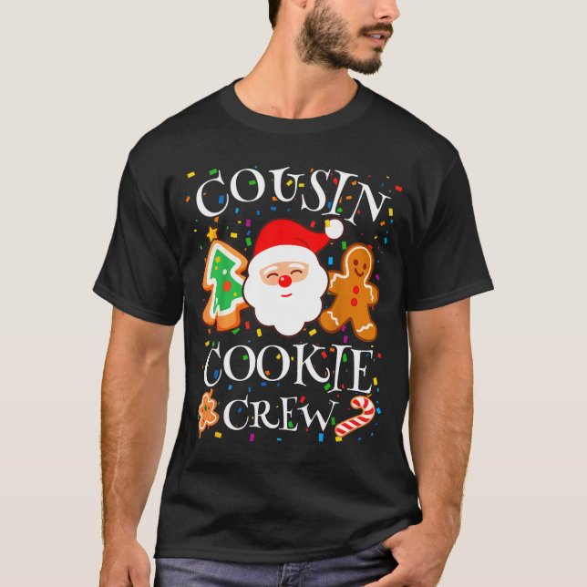 Camiseta Christmas 2025 Cousin Cookie Baking Crew Squad Fam (Anverso)