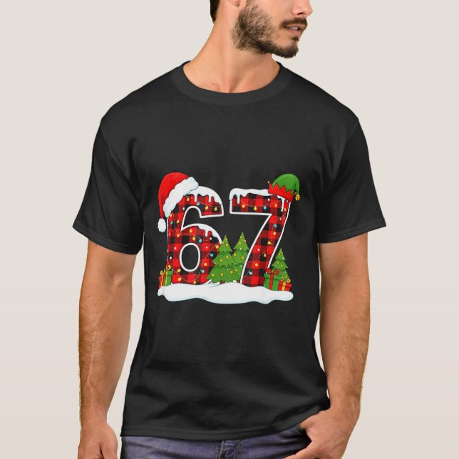 Camiseta Christmas 67 Buffalo Plaid Six Seven Santa &amp; E (Anverso)
