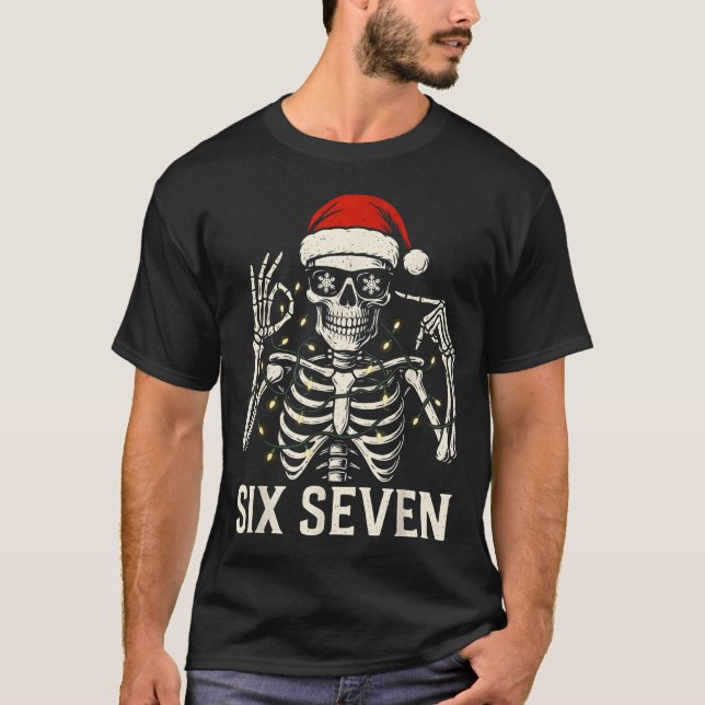Camiseta Christmas 67 Meme Skeleton With Santa Hat For Men  (Anverso)