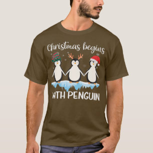Camiseta Christmas Begins With Penguin Xmas Animal Activist