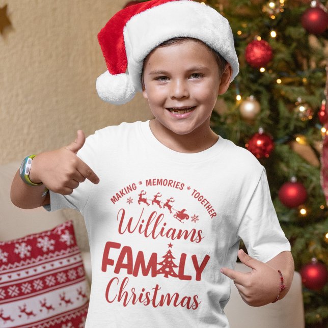Camiseta Christmas Family Reunion with Name (Subido por el creador)