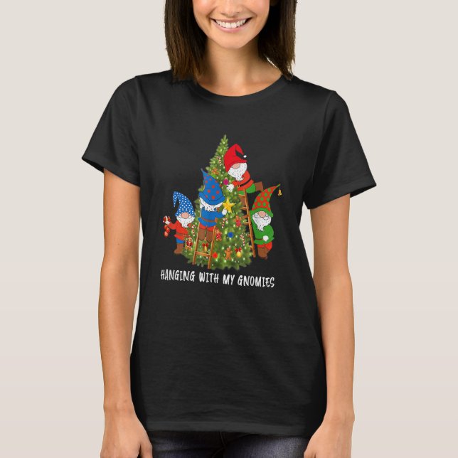 Camiseta Christmas Gnome Hanging With My Gnomies Tree Holid (Anverso)