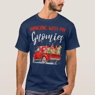 Camiseta Christmas Hanging With My Gnomies Red Truck Xmas T