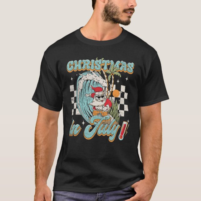 Camiseta Christmas in July Groovy Santa Hawaiian Surfing Su (Anverso)