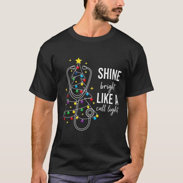 Camiseta Christmas Nurse Shine Bright Like A Call Light Xma (Anverso)