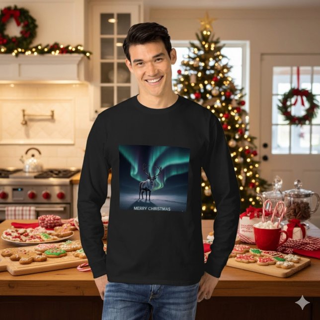 Camiseta Christmas Reindeer Aurora Borealis Night Sky (Subido por el creador)