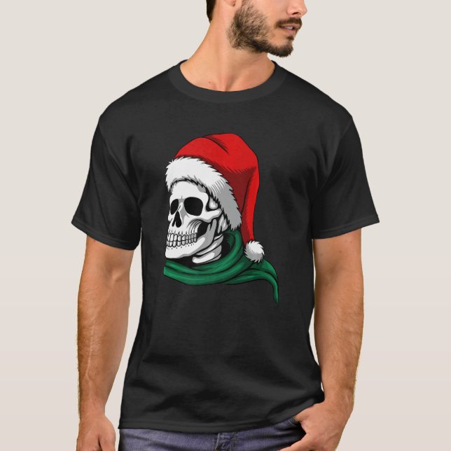 CAMISETA CHRISTMAS  SKELETON IN A SANTA HAT & SCARF (Anverso)
