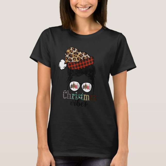 Camiseta Christmas Vibes Messy Bun Plaid Leopard Xmas Tree  (Anverso)